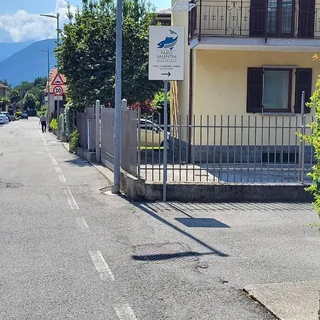 Hébergement de vacances La Rosa E La Spina - Indipendente Con Giardino Privato - Dervio, Di Dervio