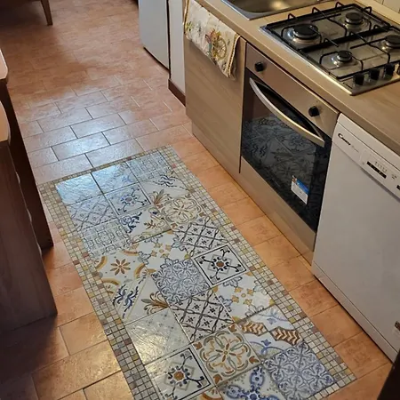 Ferienhaus La Rosa E La Spina - Casa Indipendente Con Giardino - - Di Dervio