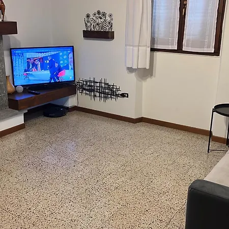 La Rosa E La Spina - Casa Indipendente Con Giardino - - Di Дом отдыха
